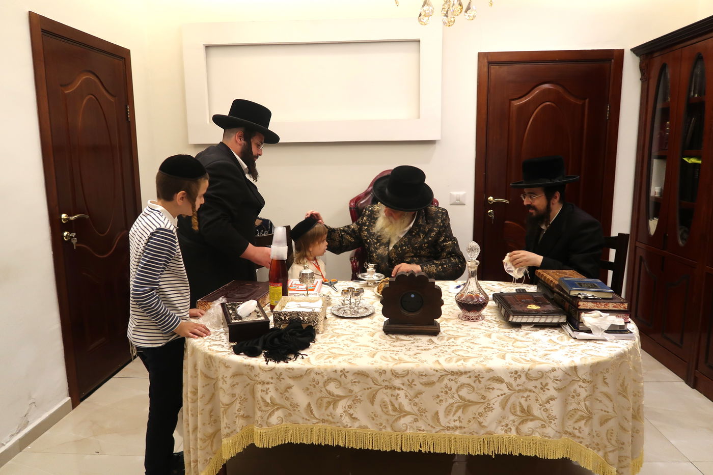 שמחת החלאקה לנכד האדמורי"ם משאץ ויזניץ - לייטשיק