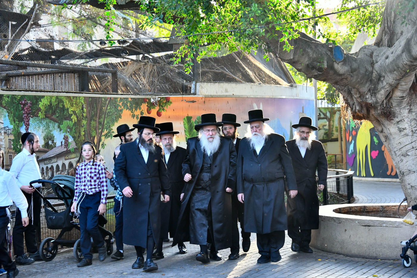 האדמו"ר מנדבורנה בתשליך 