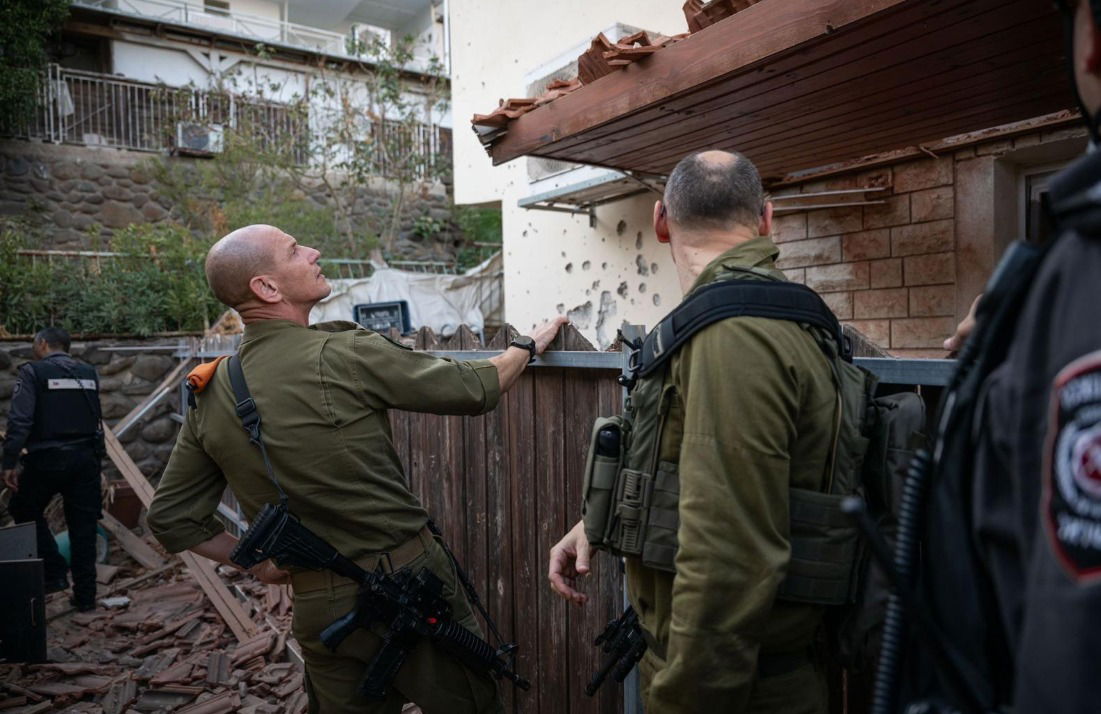 מפקד פיקוד העורף האלוף רפי מילוא בזירות הפגיעות הישירות