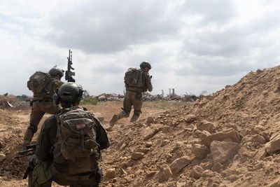 צה"ל השמיד בית ספר בעזה שהפך למפקדת חמאס | צפו