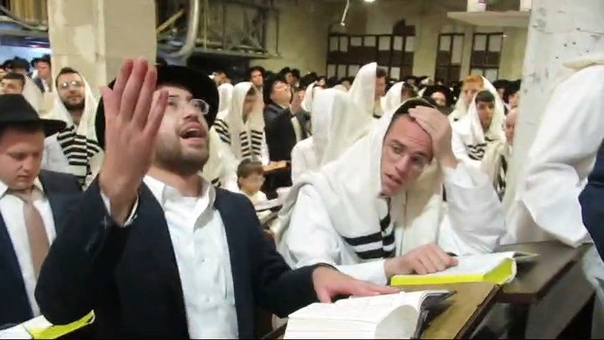 צפו בנעילת החג בישיבת בית מתתיהו