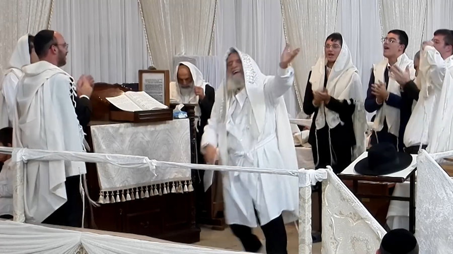 קבלת עול מלכות שמים בסיום 'נעילה' והריקודים