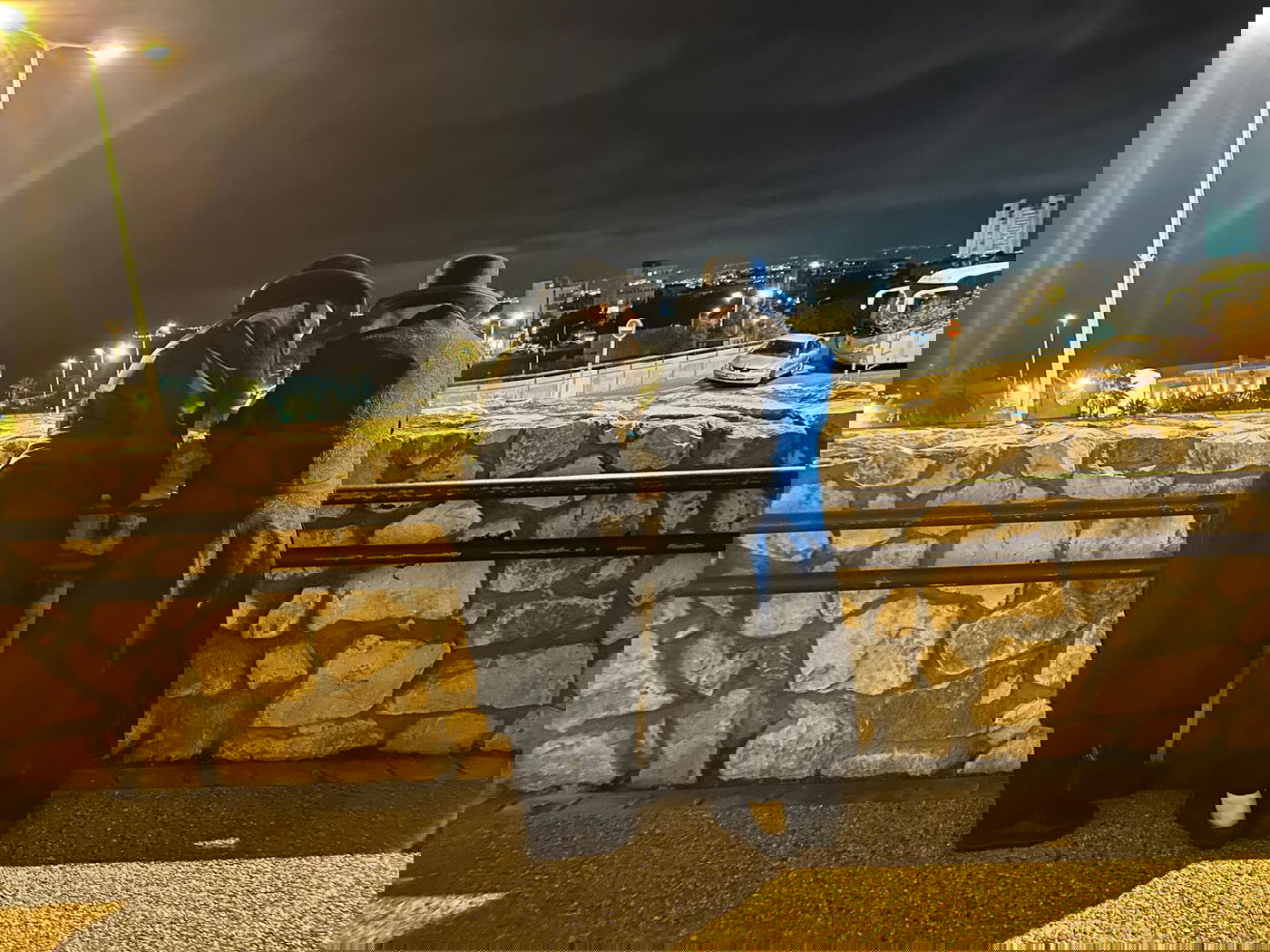 עם גאב"ד מאקווא