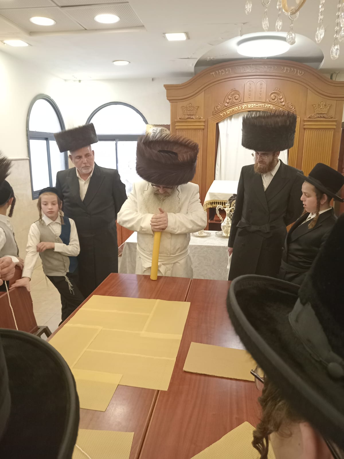 ערב ומוצאי יום כיפור בחצה"ק נדבורנה אלעד