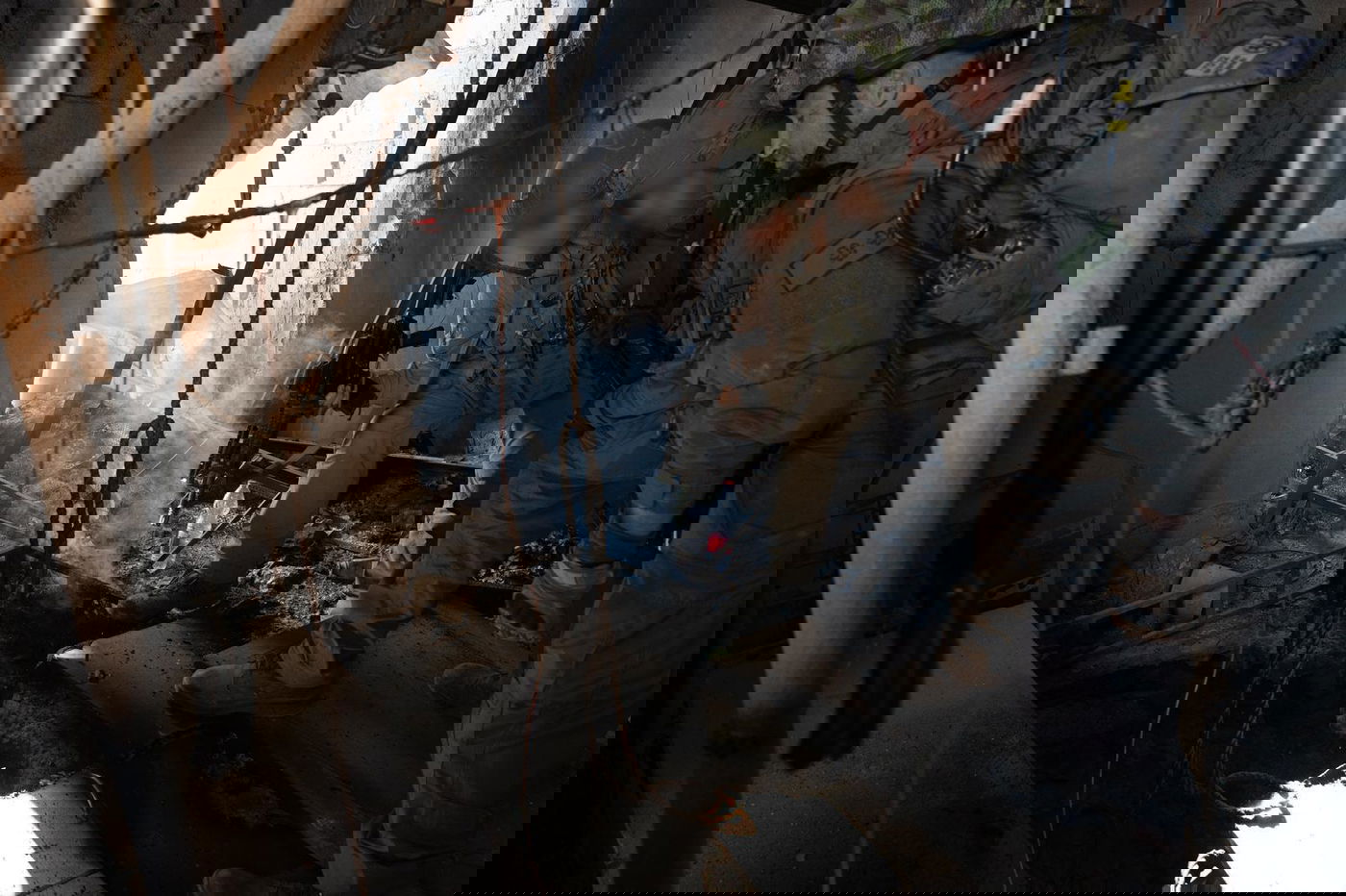 פיר שמוביל למנהרה שאותרה