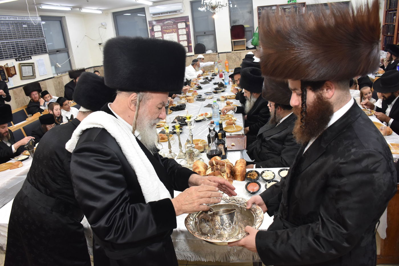 ערב ומוצאי יום כיפור בחצה"ק אשלג