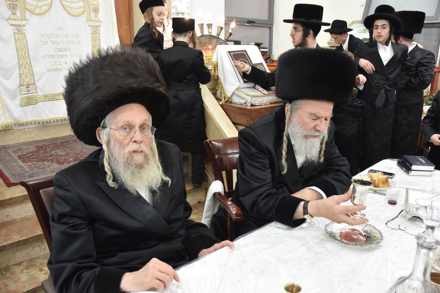 ערב ומוצאי יום כיפור בחצה"ק אשלג