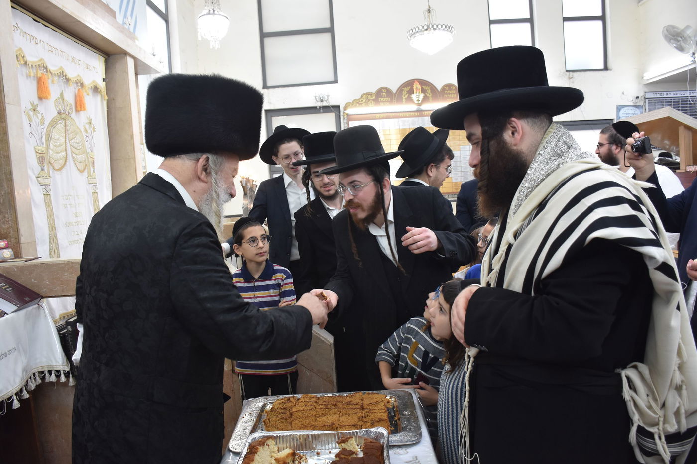 ערב ומוצאי יום כיפור בחצה"ק אשלג