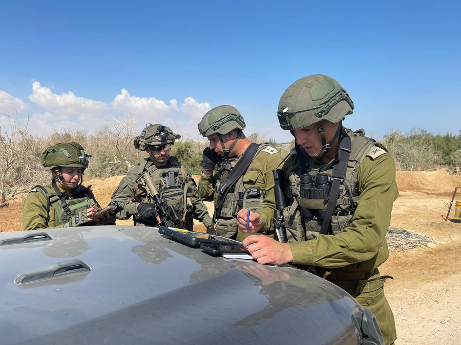 לוחם וחייל מילואים נפצעו בפיגוע; סריקות בחשד למחבל נוסף