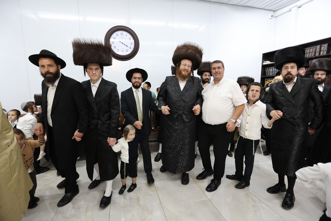 שמחת בית השואבה עם האדמו"ר מספינקא בית שמש ברמת בית שמש ד' 3