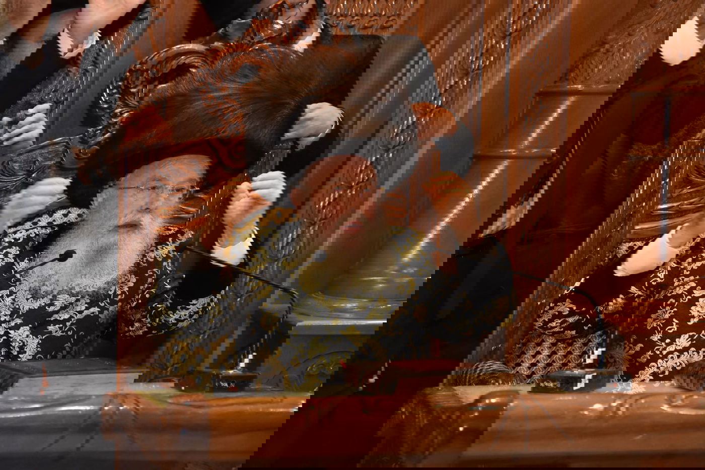 גלריית תמו ות משמחת בית השואה בחצר הקודש מישקולץ בראשות האדמו"ר