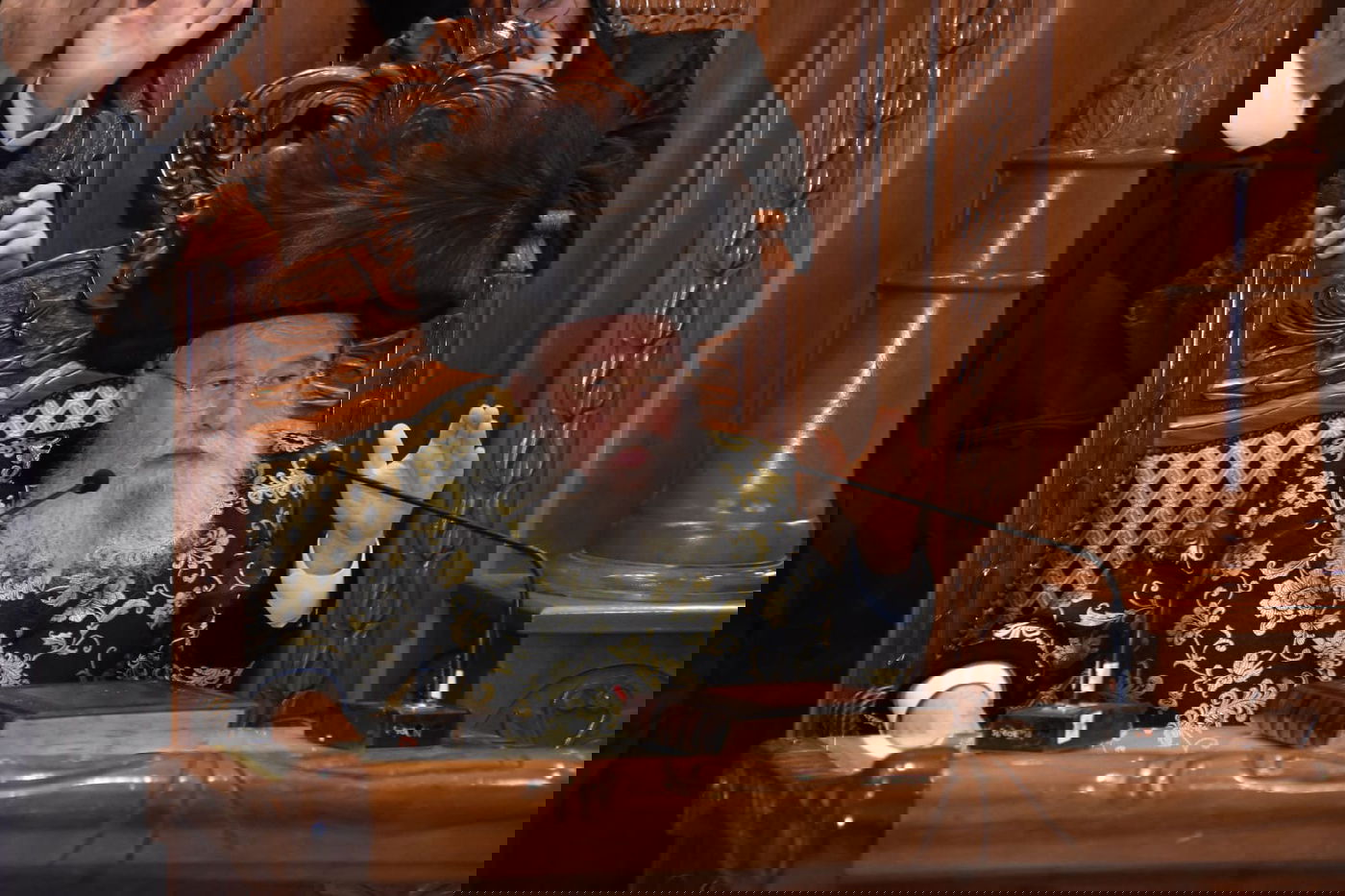 גלריית תמו ות משמחת בית השואה בחצר הקודש מישקולץ בראשות האדמו"ר