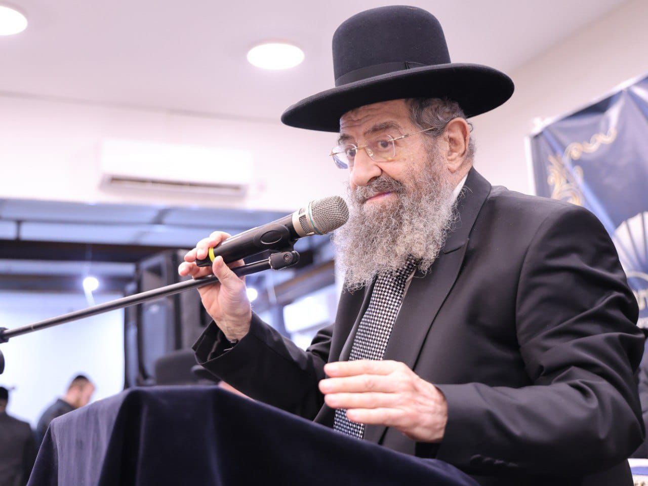 הקבלת פני רבו ברגל - חוה"מ סוכות בבני ברק