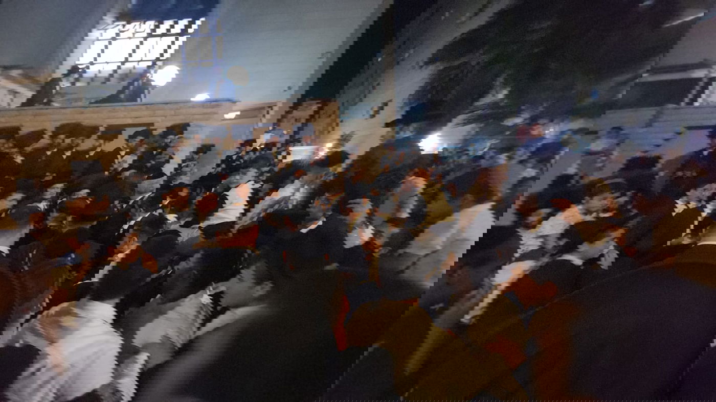 באשדוד ובאלעד: אלפים ב'הקבלת פני רבו' לראש"ל הגר"י יוסף