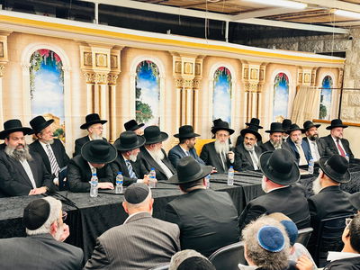 הרבנים בסוכת הראשון לציון