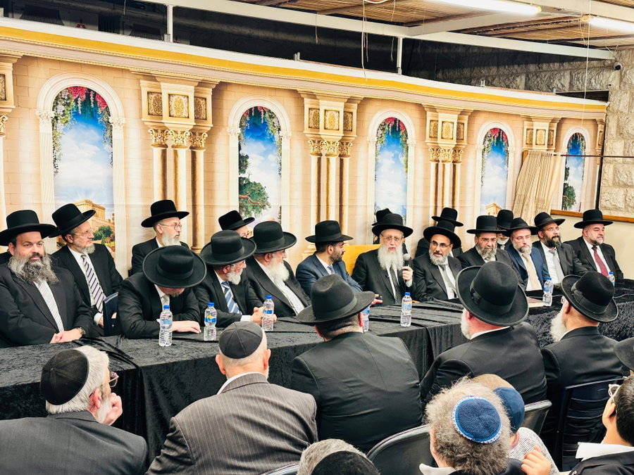 הרבנים בסוכת הראשון לציון