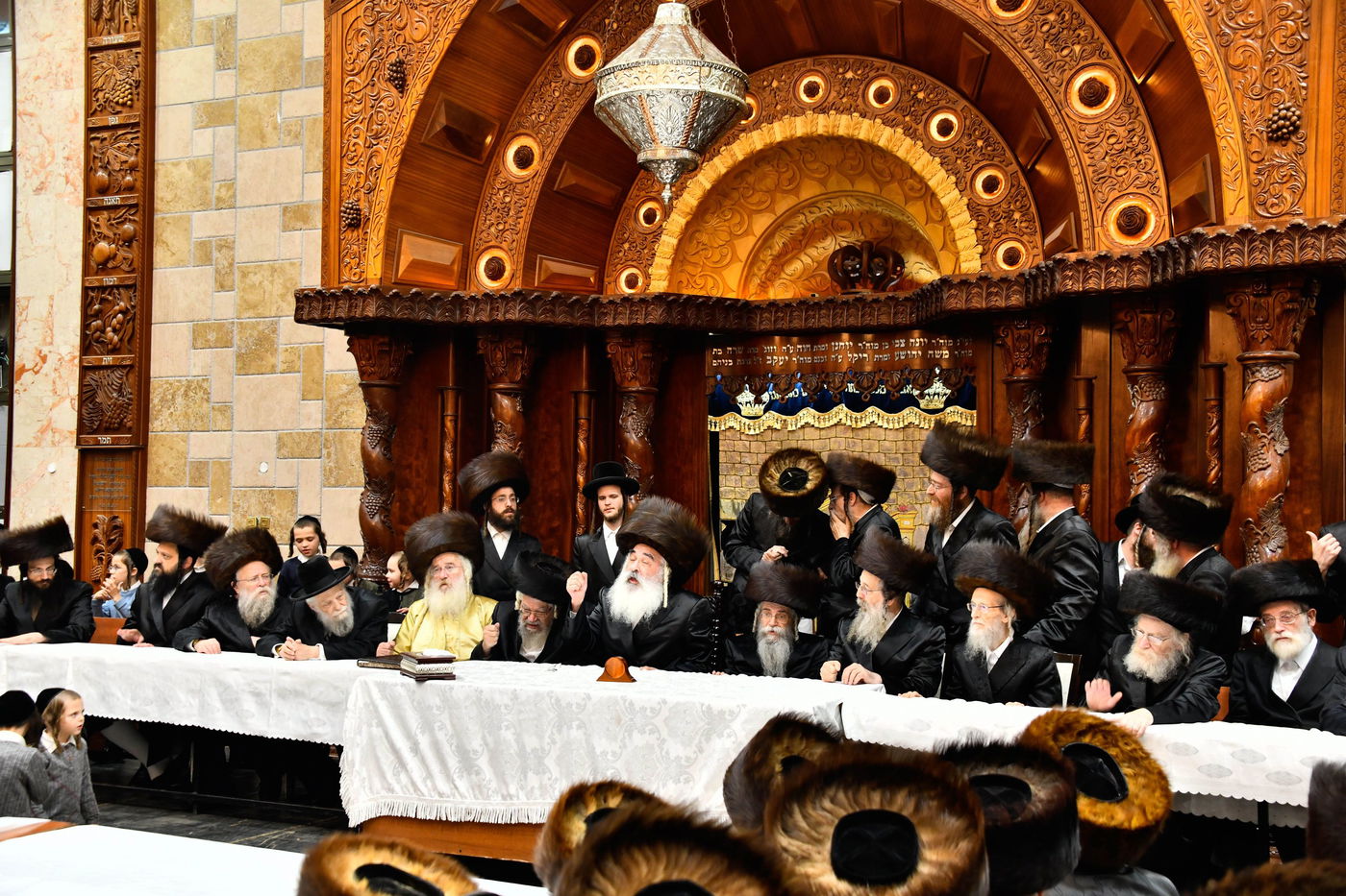 חול המועד סוכות בחצה"ק דושינסקיא