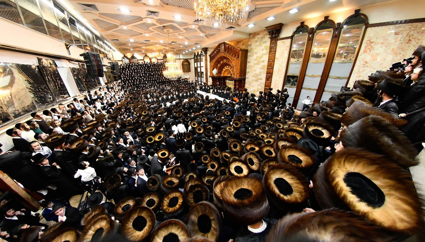 חול המועד סוכות בחצה"ק דושינסקיא