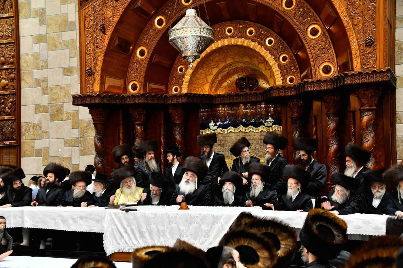 חול המועד סוכות בחצה"ק דושינסקיא