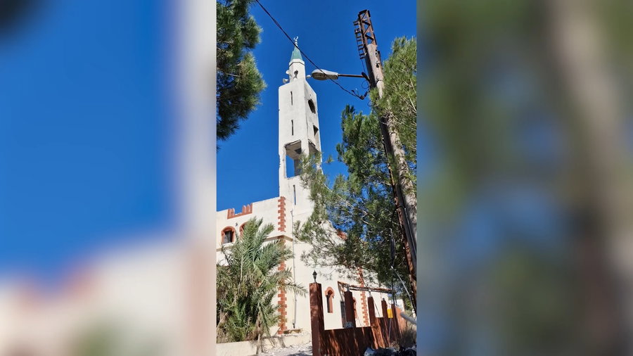צפו במסגד "התמים" בדרום לבנון