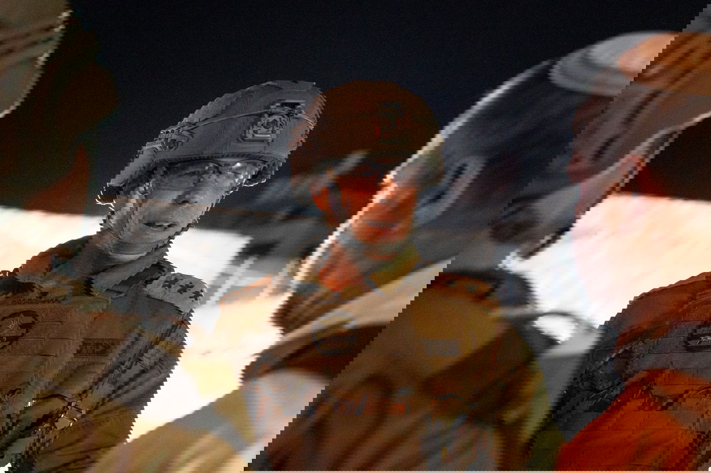 חול המועד ביו"ש: מעצר מבוקשים ותפילות בקברי הצדיקים