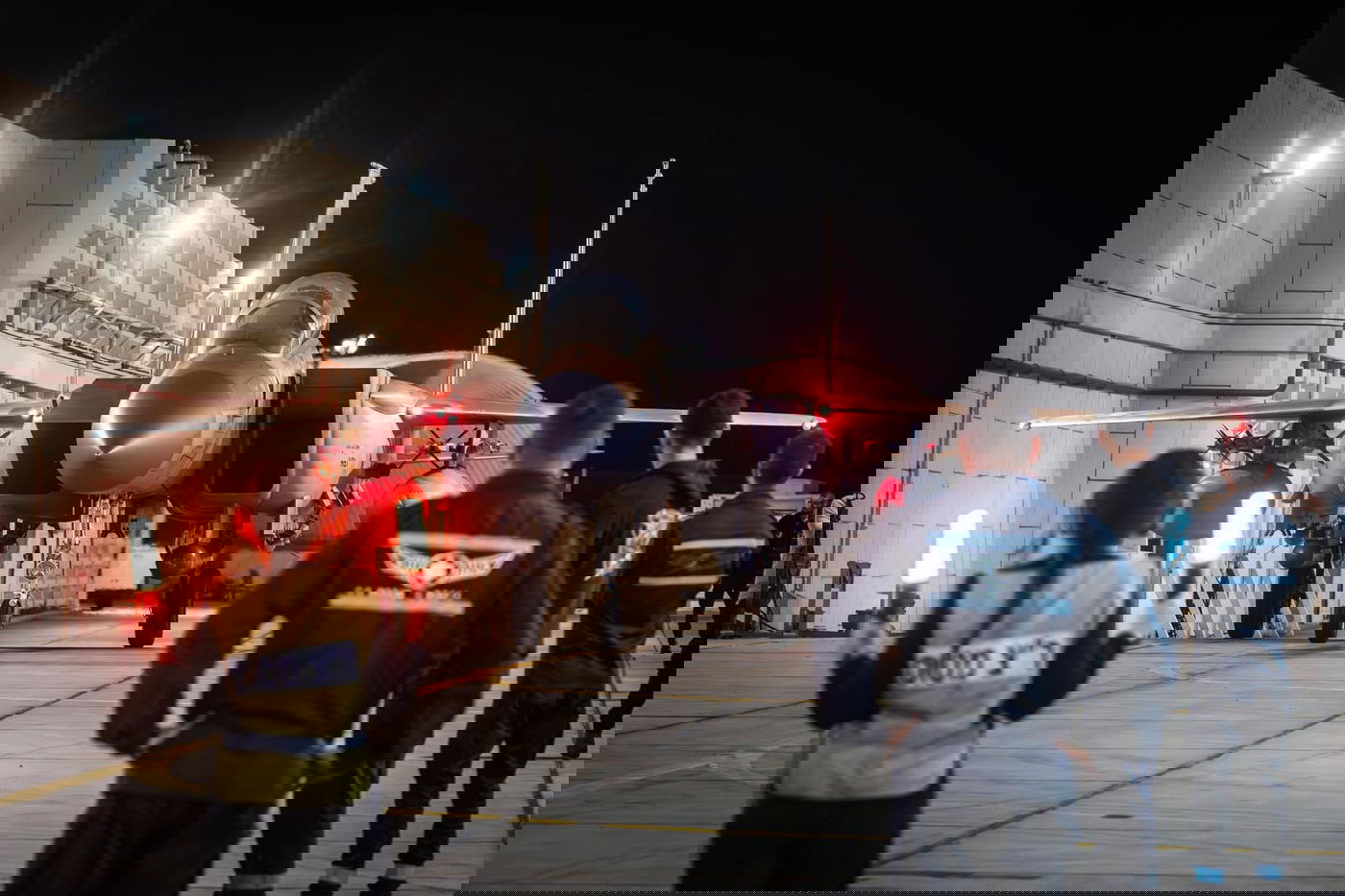 מטוסי חיל האוויר בכוננות תקיפה