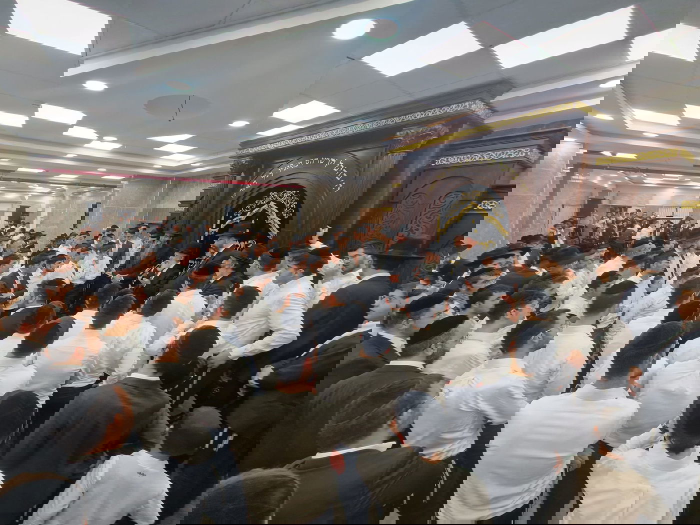 הקפות שניות בישיבת 'אבני נזר'