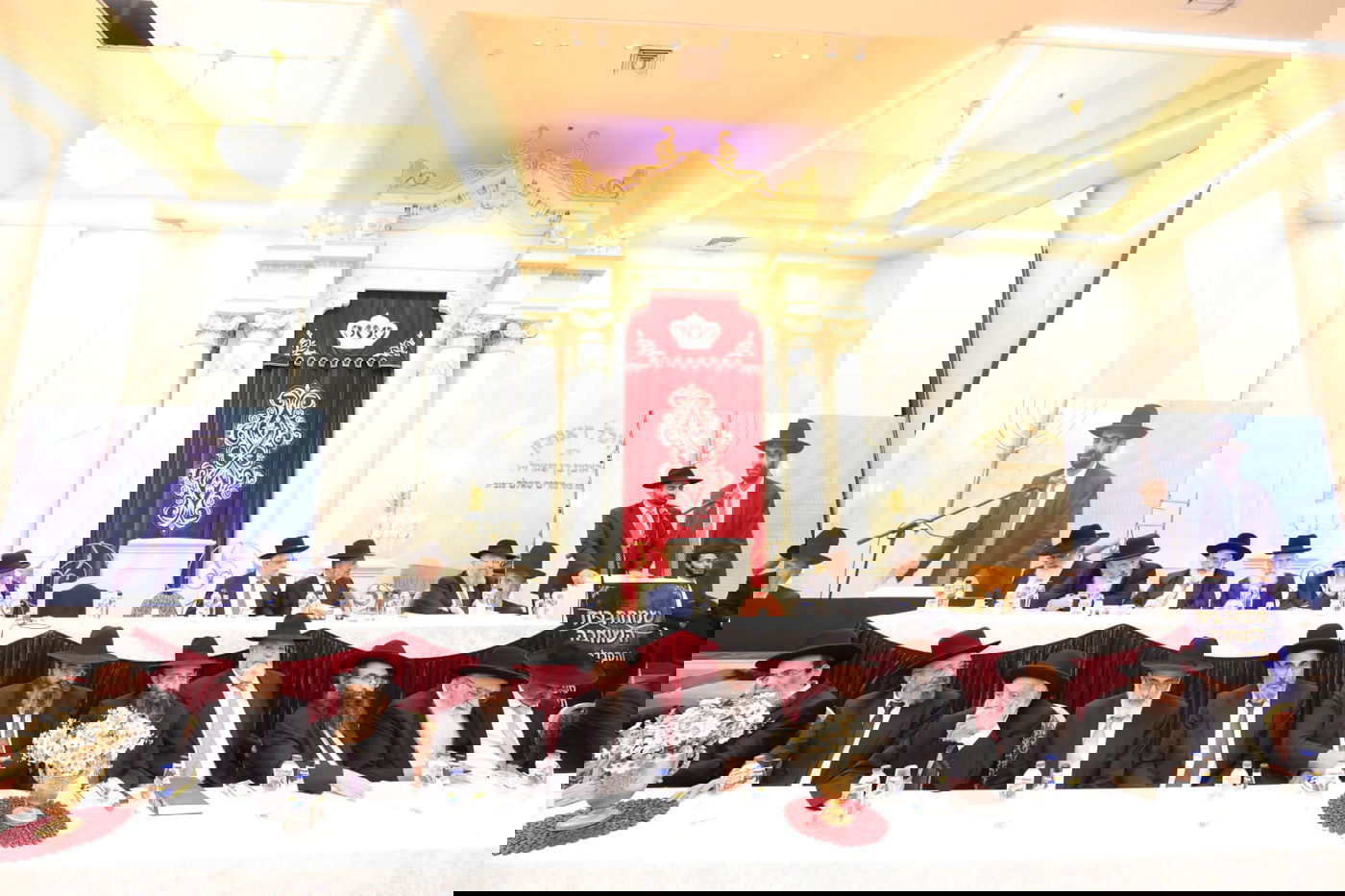 הקבלת פני רבו בראש העין 