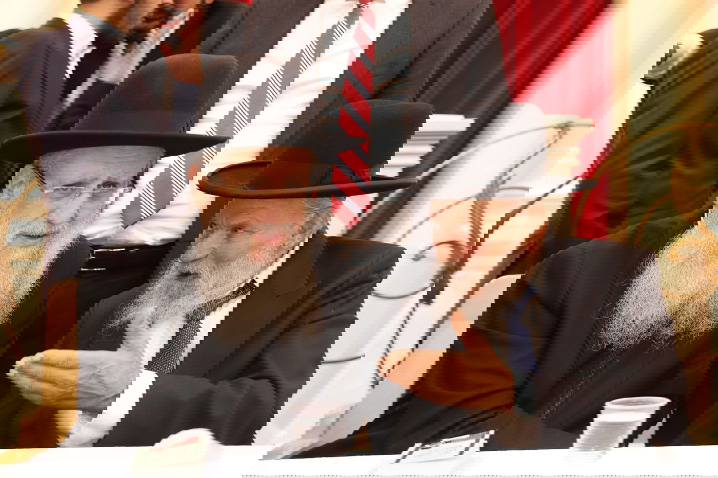 הקבלת פני רבו בראש העין 