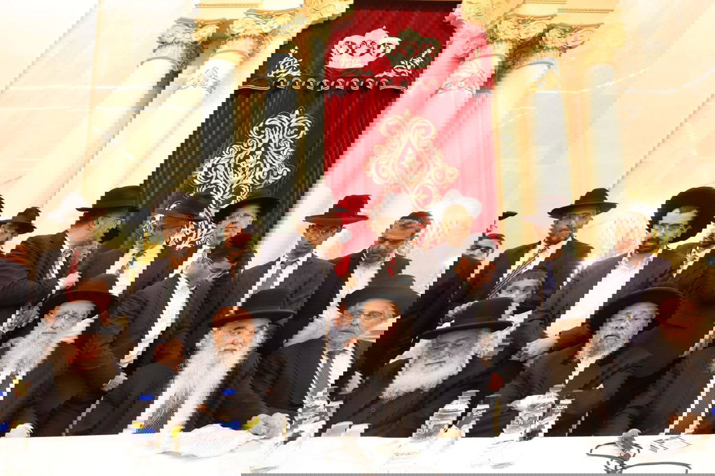 הקבלת פני רבו בראש העין 