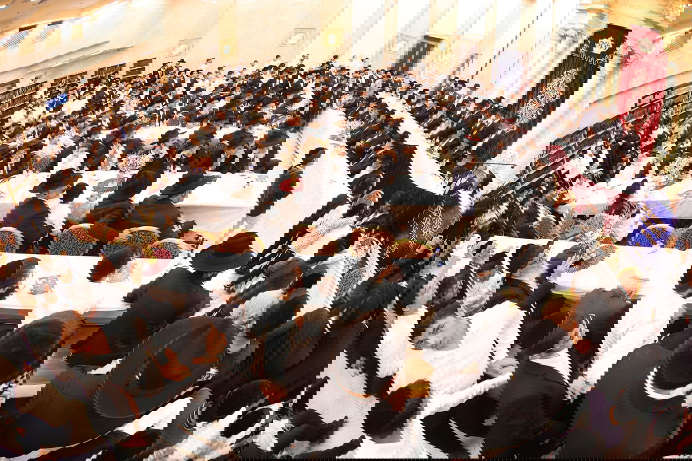 הקבלת פני רבו בראש העין 