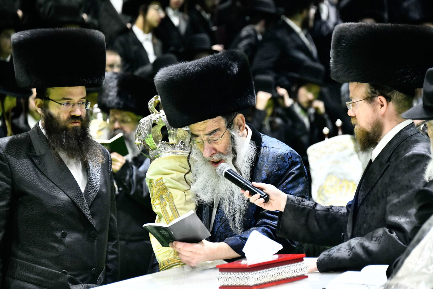 הקפות שניות בחצה"ק אלכסנדר 