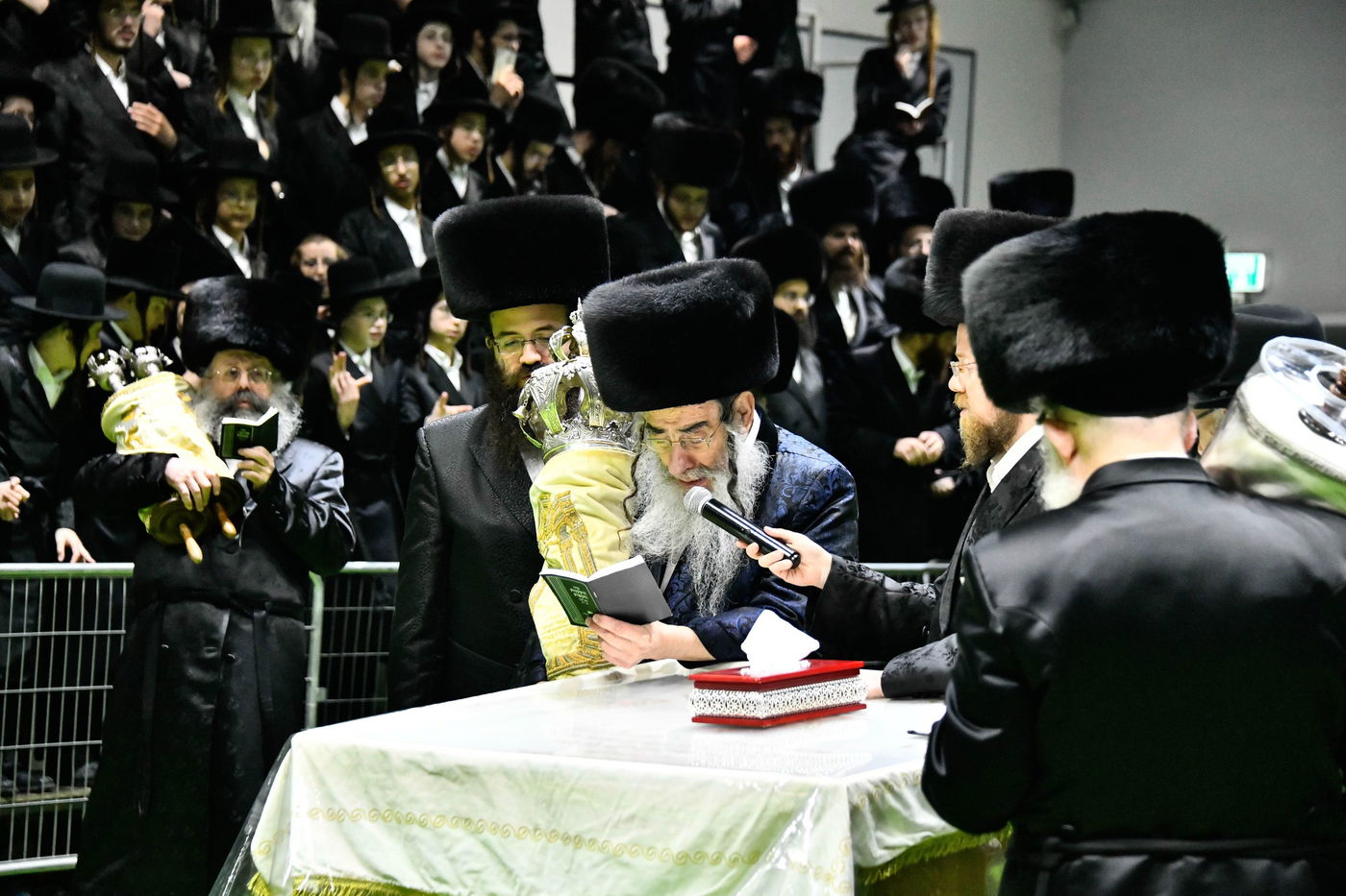 הקפות שניות בחצה"ק אלכסנדר 