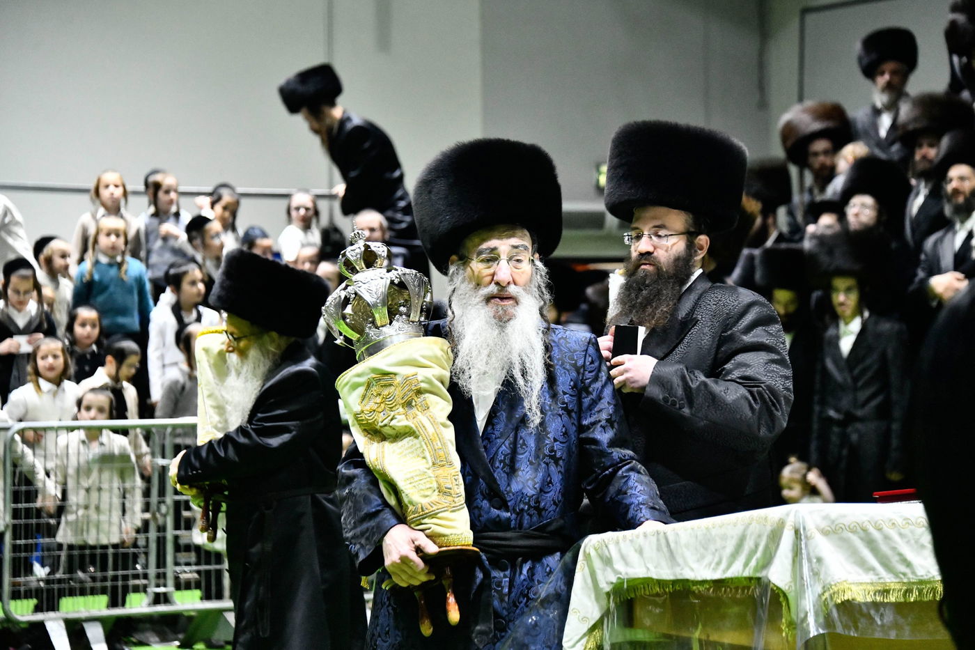 הקפות שניות בחצה"ק אלכסנדר 