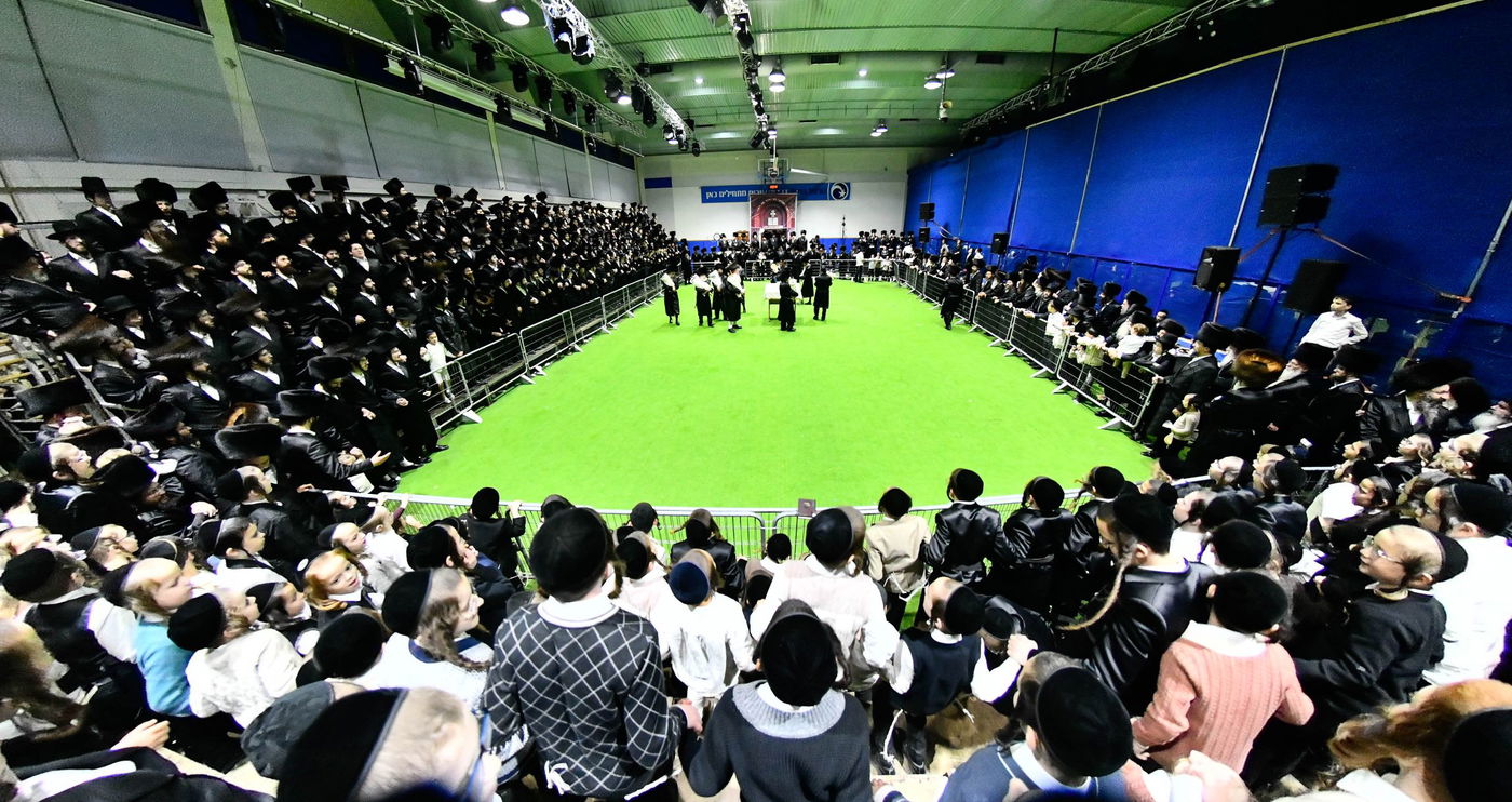 הקפות שניות בחצה"ק אלכסנדר 