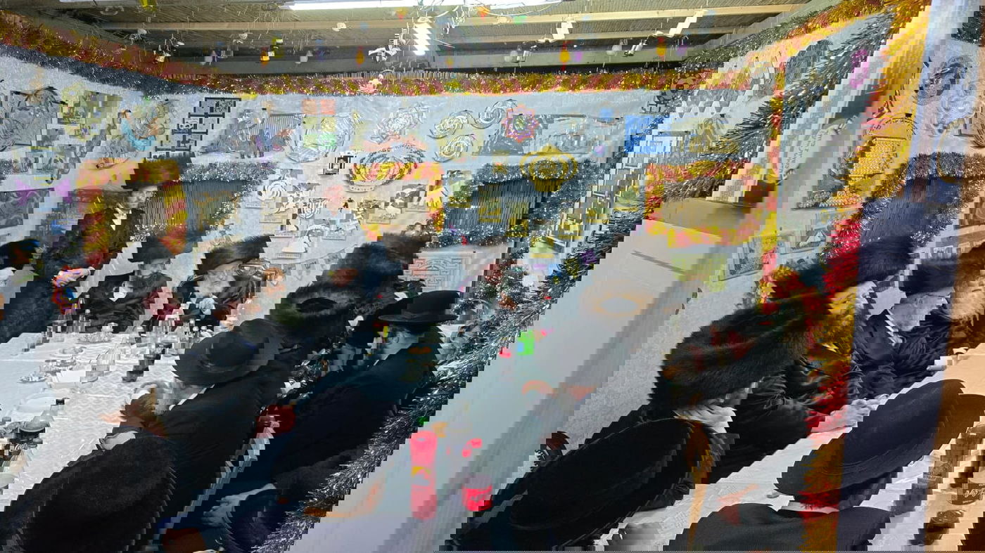 חג הסוכות אצל הגאון רבי אשר וייס גאב"ד דרכי הוראה 