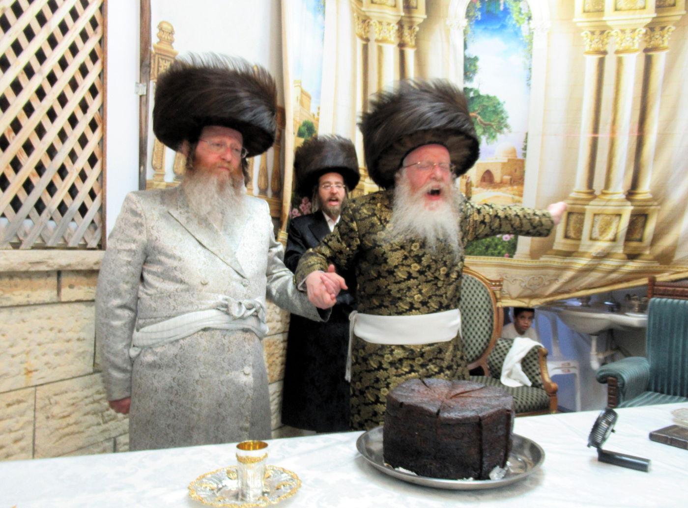 חג הסוכות בחצה"ק קרעטשניף קרית גת