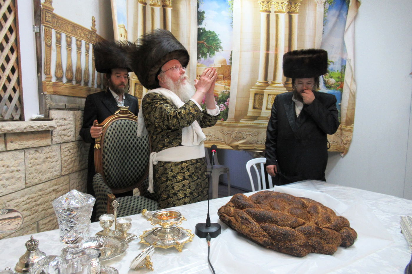 חג הסוכות בחצה"ק קרעטשניף קרית גת