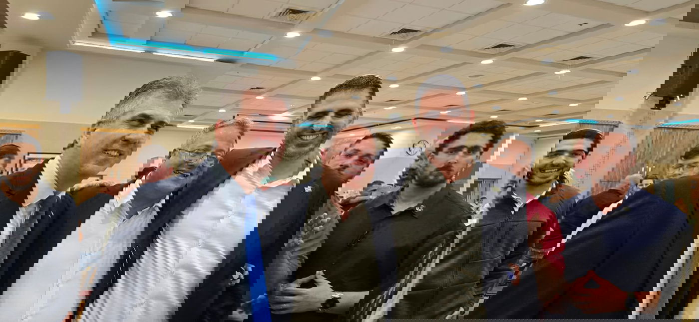 השר איתמר בן גביר חגג בת מצווה לבתו | צפו בגלריה