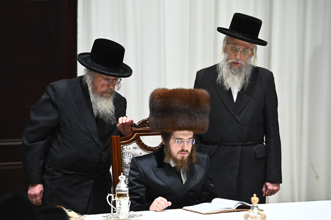 האדמו"ר מסאדיגורה בטיש הילולא 