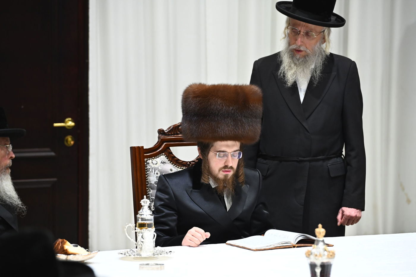 האדמו"ר מסאדיגורה בטיש הילולא 