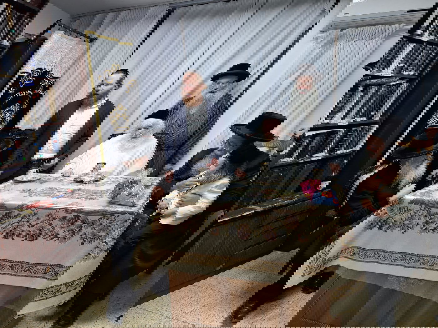 שמחת החלאקה לנכד האדמו"ר משבט הלוי, וגאב"ד דושינסקיא אצל הגר"מ שטרנבוך 