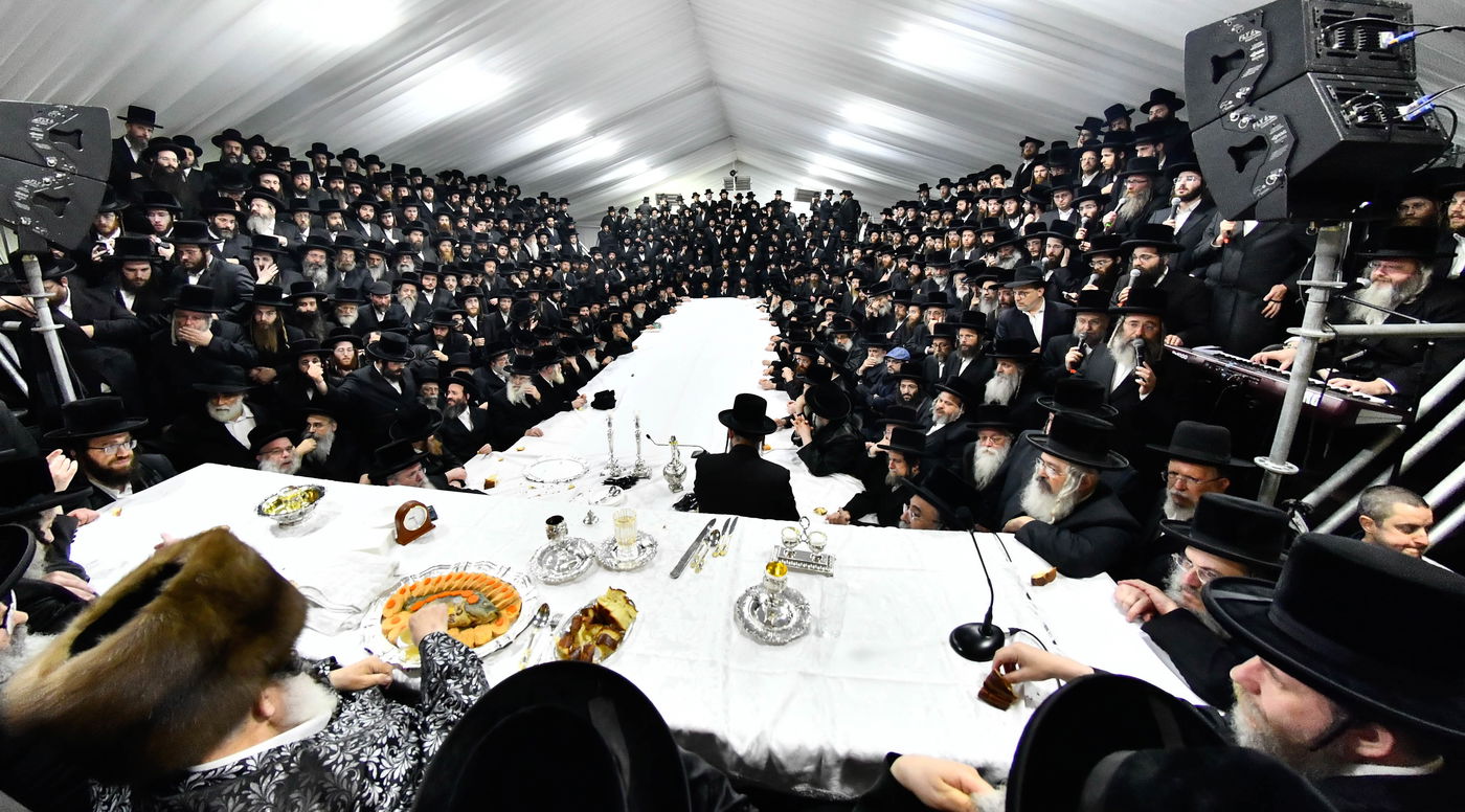 האדמו"ר מויז'ניץ במסע הקודש לאוקראיינה