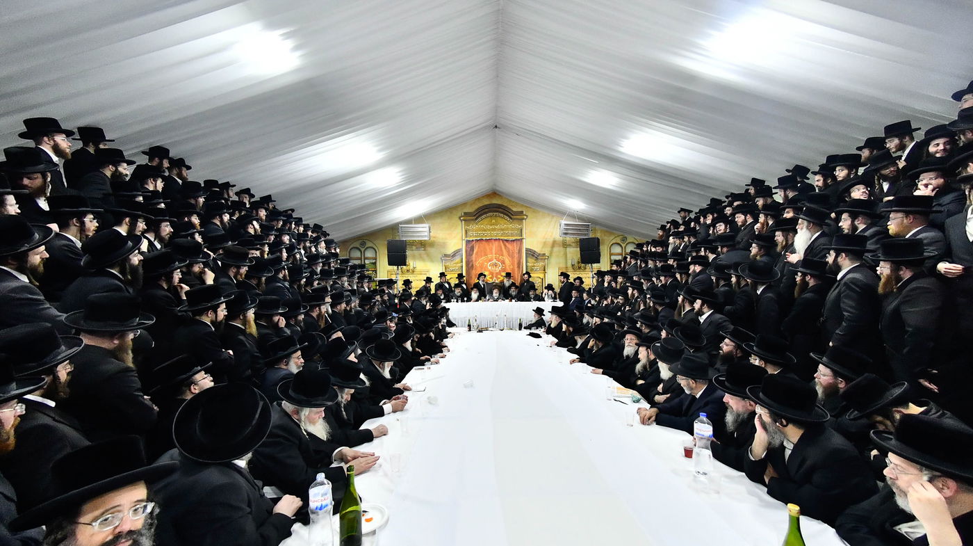 האדמו"ר מויז'ניץ במסע הקודש לאוקראיינה