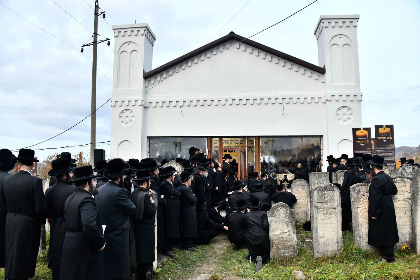 האדמו"ר מויז'ניץ במסע הקודש לאוקראיינה