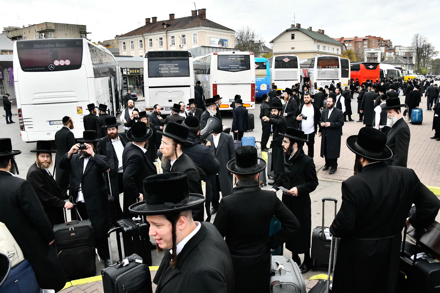 האדמו"ר מויז'ניץ במסע הקודש לאוקראיינה