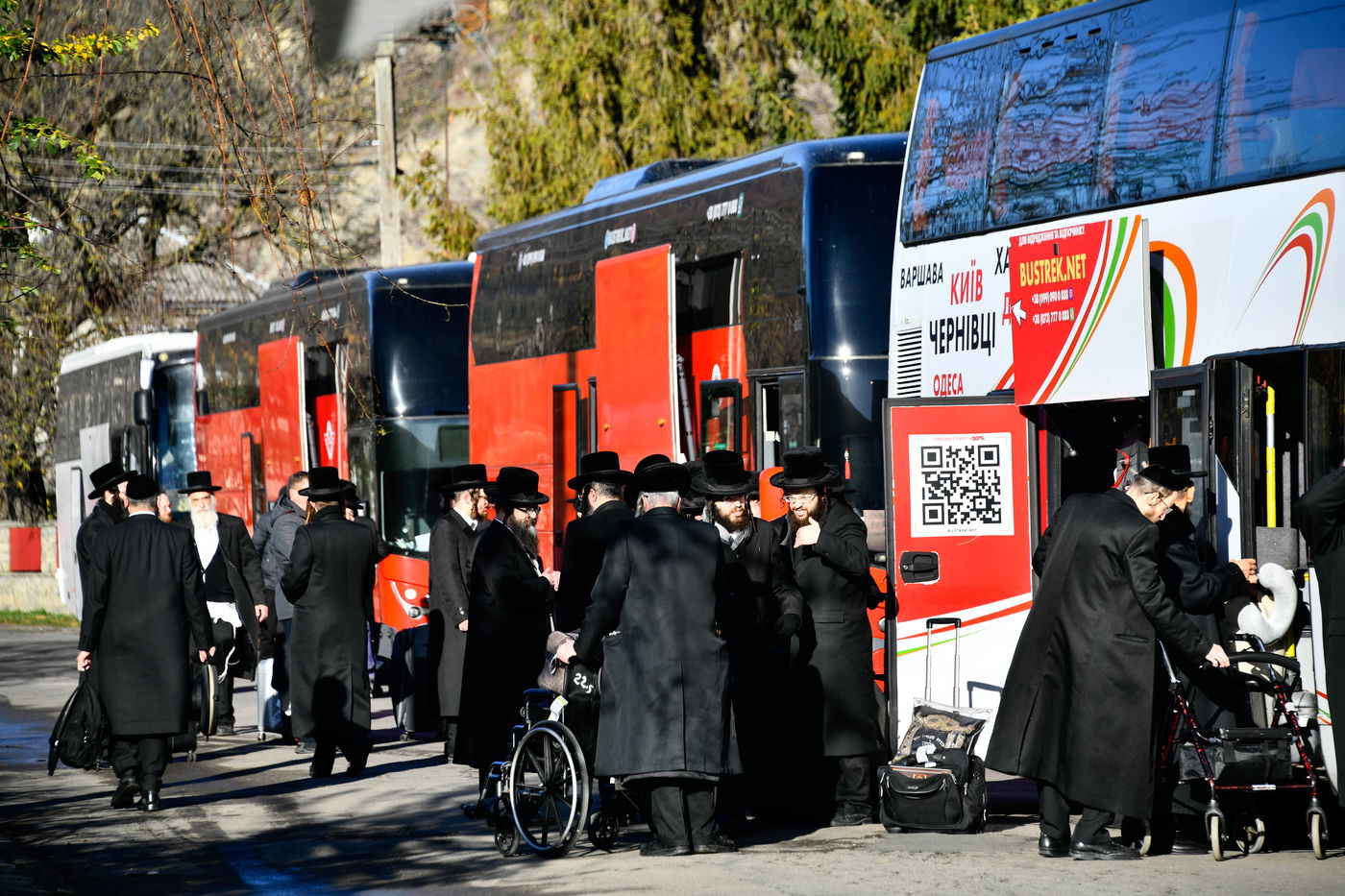 האדמו"ר מויז'ניץ במסע הקודש לאוקראיינה