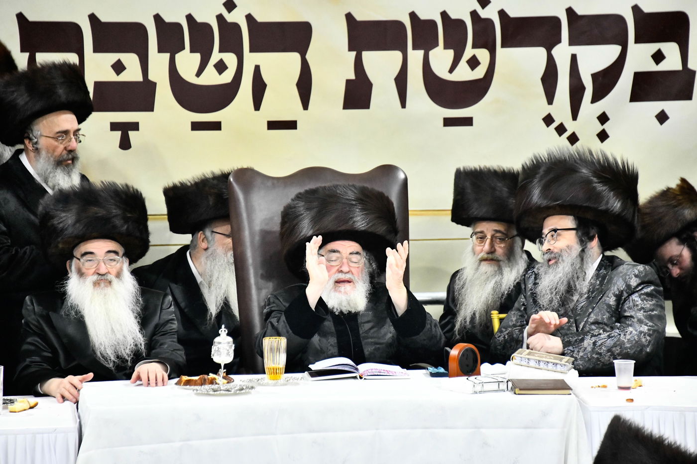 האדמו"ר מויז'ניץ במסע הקודש לאוקראיינה