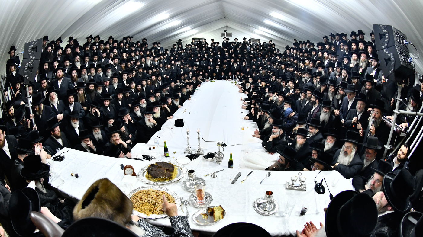 האדמו"ר מויז'ניץ במסע הקודש לאוקראיינה