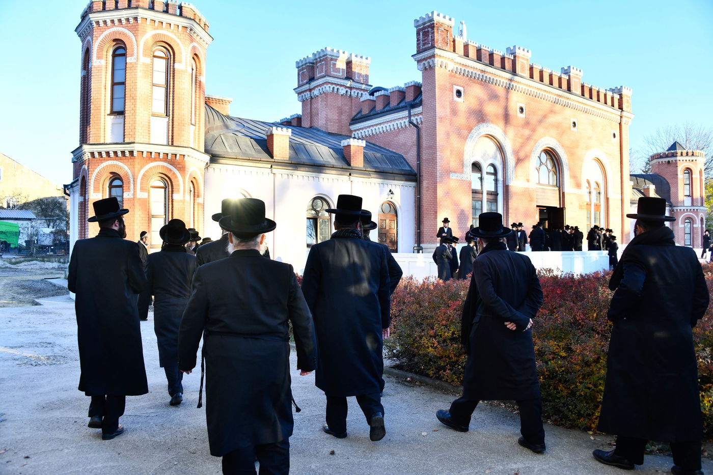 האדמו"ר מויז'ניץ במסע הקודש לאוקראיינה